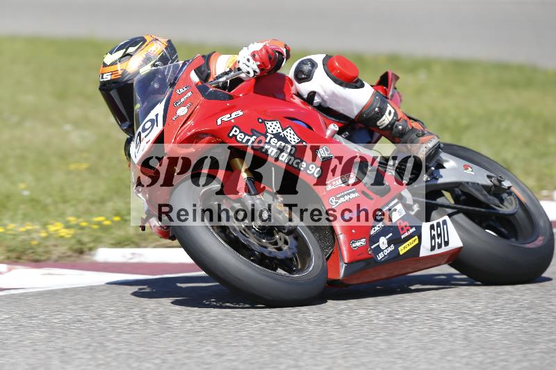 Archiv-2025/48 25.08.2025 Cornu Master School ADR/rot-rouge/99